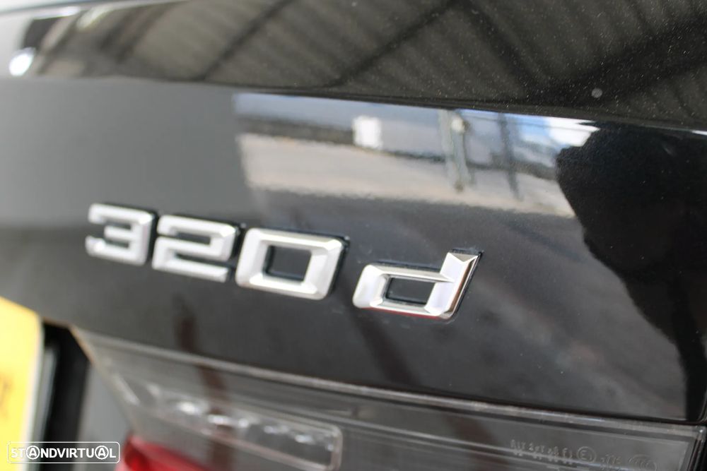 BMW 320 d Touring Pack M Auto - 32