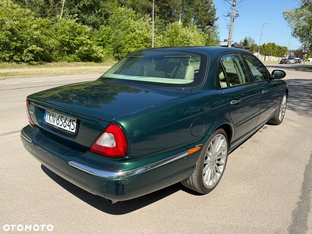 Jaguar XJR 4.2 - 4
