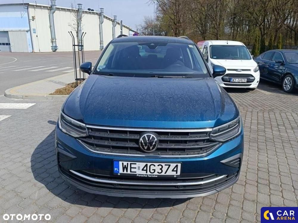 Volkswagen Tiguan - 13