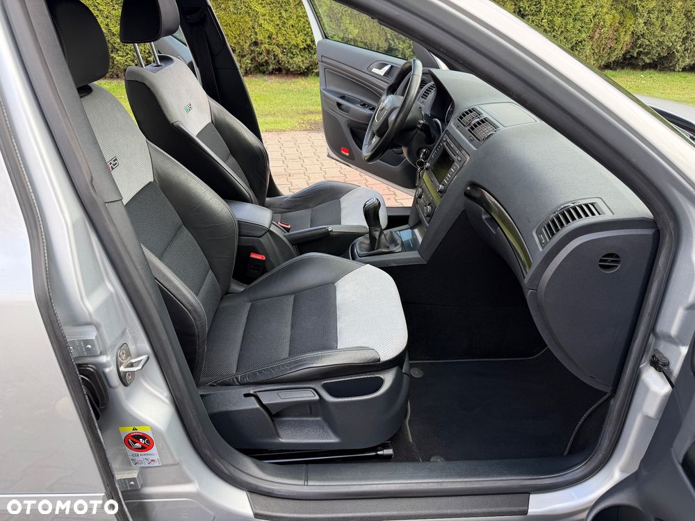 Skoda Octavia 2.0 TSI RS - 24