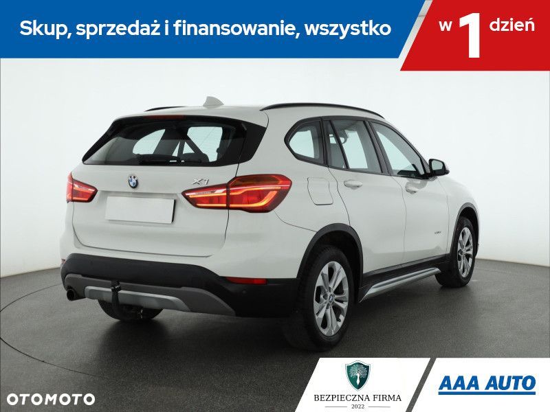 BMW X1 - 6
