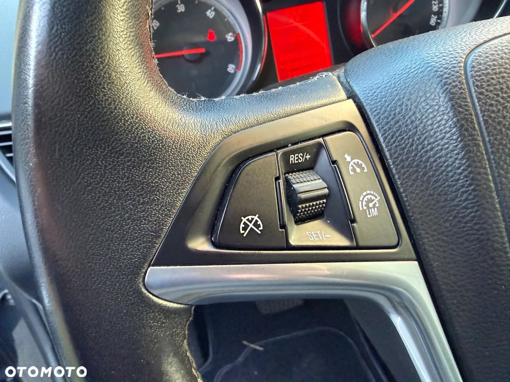 Opel Zafira Tourer 2.0 CDTI Automatik Innovation - 32