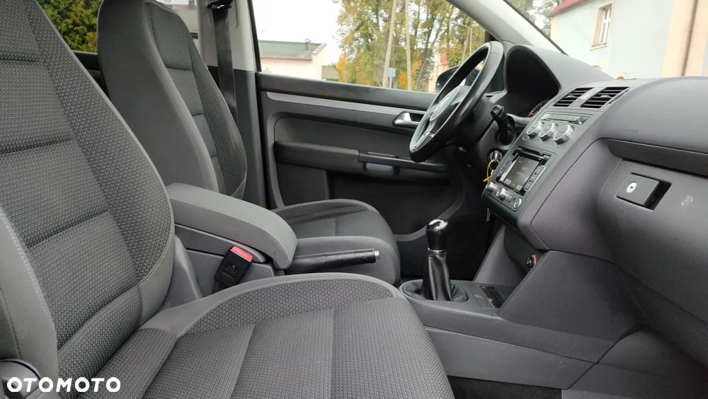 Volkswagen Touran 1.6 TDI DPF Life - 9