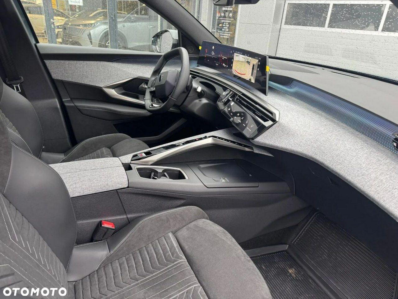 Peugeot 3008 1.2 PureTech mHEV GT S&S e-DCS6 - 10