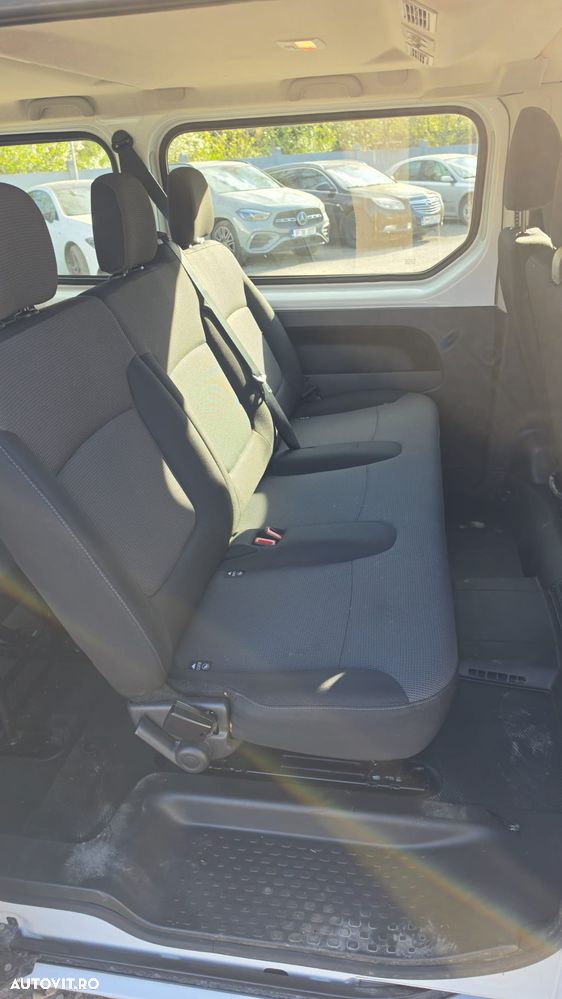 Renault Trafic 2.0 Blue dCi 110 S&S L1 8+1 Life - 14