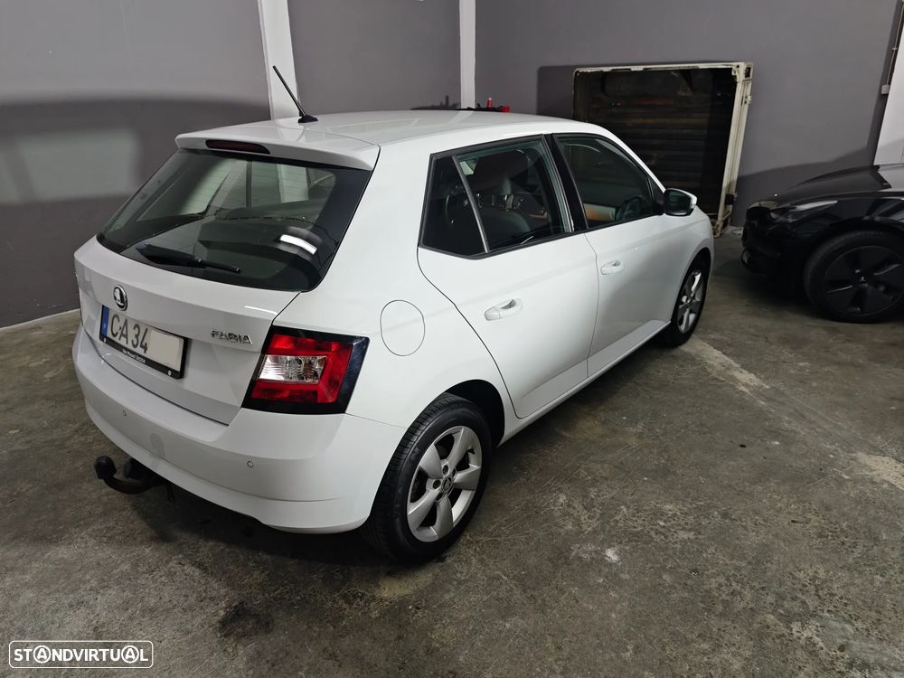 Skoda Fabia 1.0 TSI Cool Edition - 4