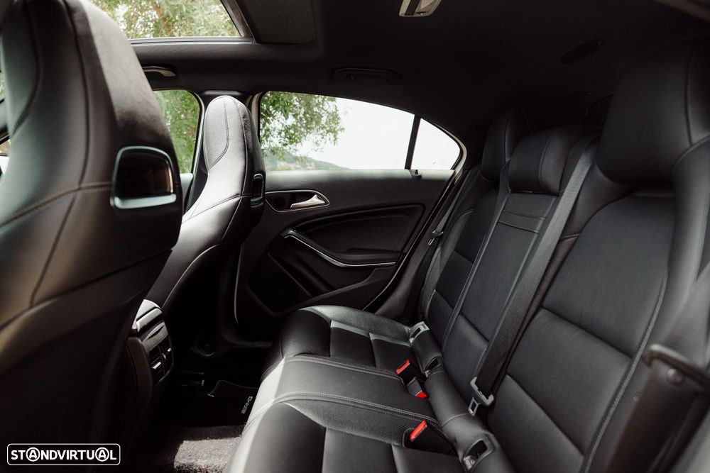 Mercedes-Benz A 45 AMG 4-Matic - 30