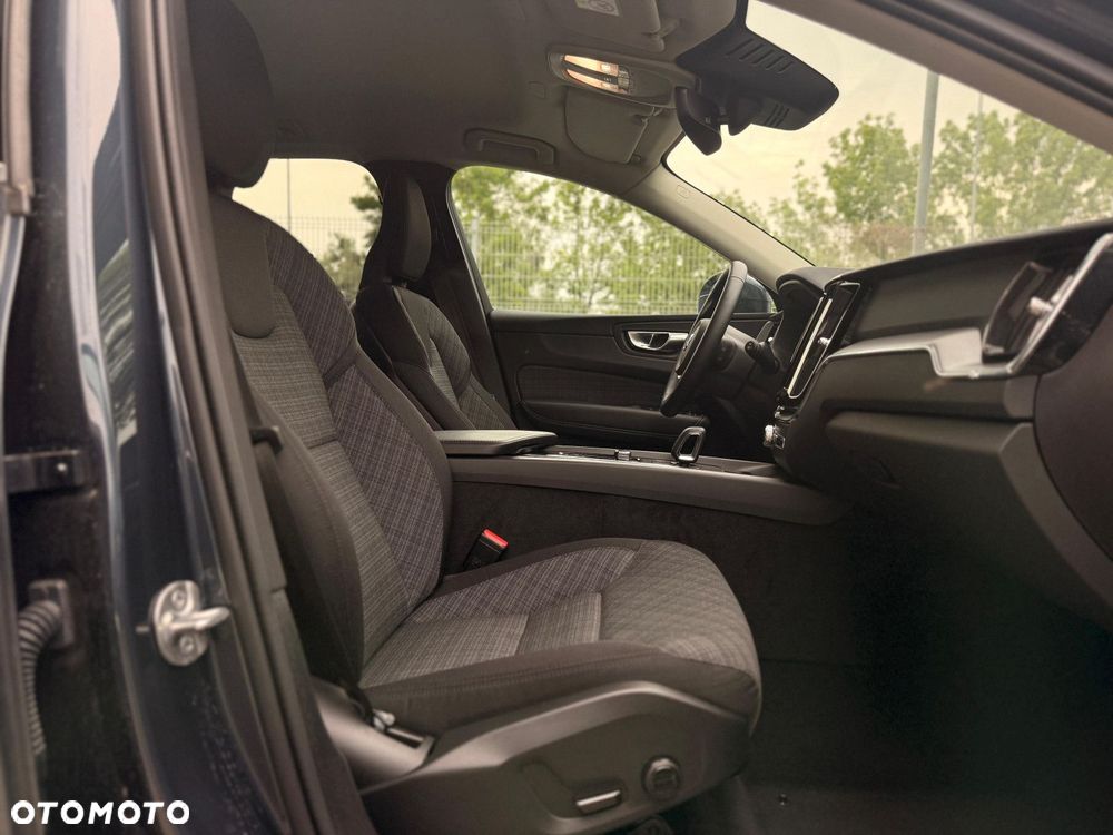 Volvo XC 60 - 30