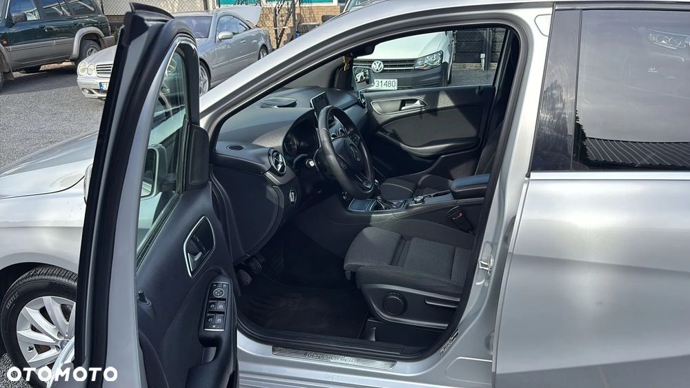 Mercedes-Benz Klasa B 200 BlueEFFICIENCY EDITION 1 - 7