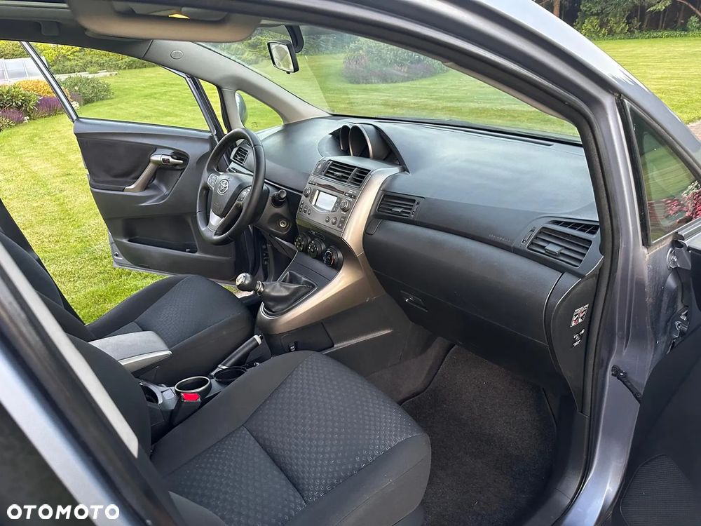 Toyota Verso 2.0 D-4D Executive - 10