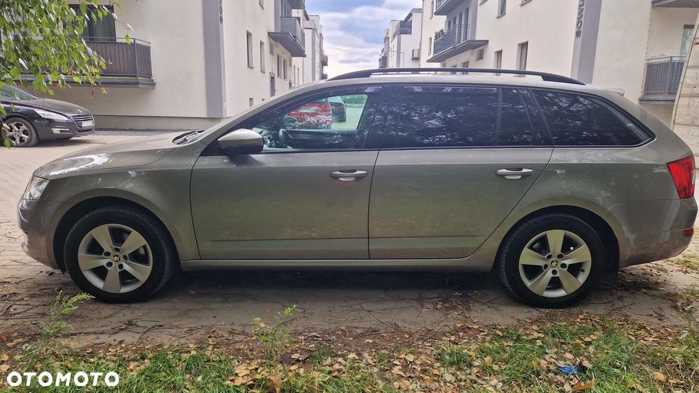 Skoda Octavia 1.6 TDI 4x4 Ambition - 6
