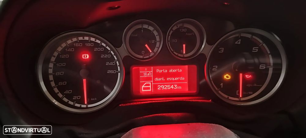 Alfa Romeo MiTo - 13