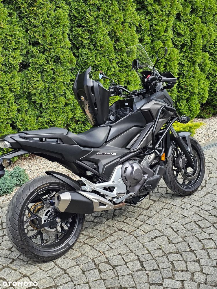 Honda NC - 19