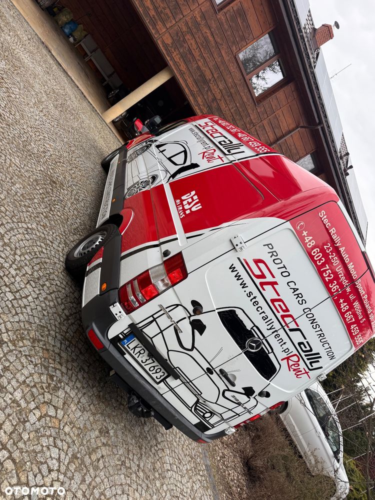 Mercedes-Benz Sprinter 319 - 3