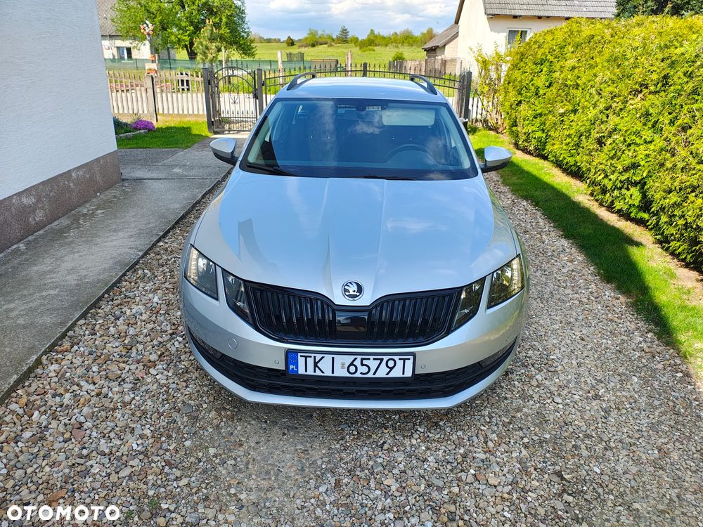 Skoda Octavia 2.0 TDI Ambition DSG - 1