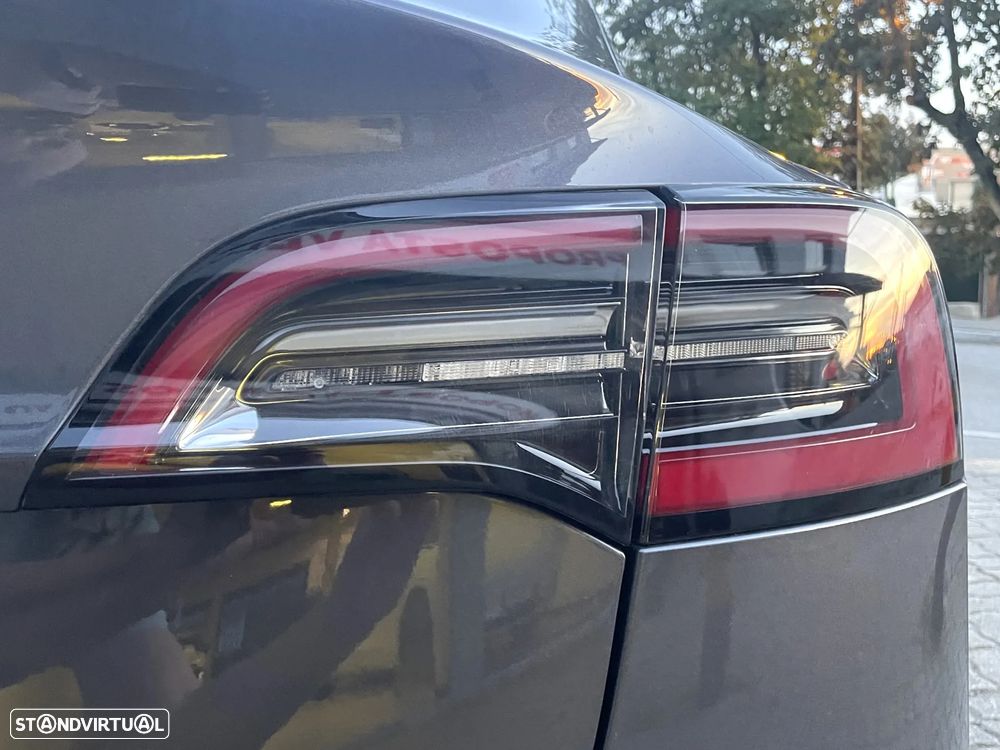 Tesla Model 3 Standard Range Plus RWD - 13