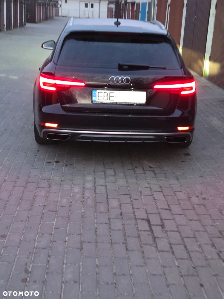 Audi A4 Avant 40 TFSI S tronic S line - 33