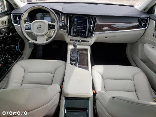 Volvo S90 T5 Geartronic Momentum Pro - 28