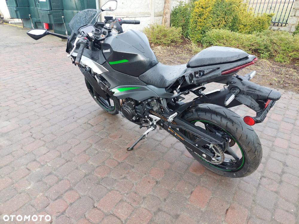 Kawasaki Ninja - 3
