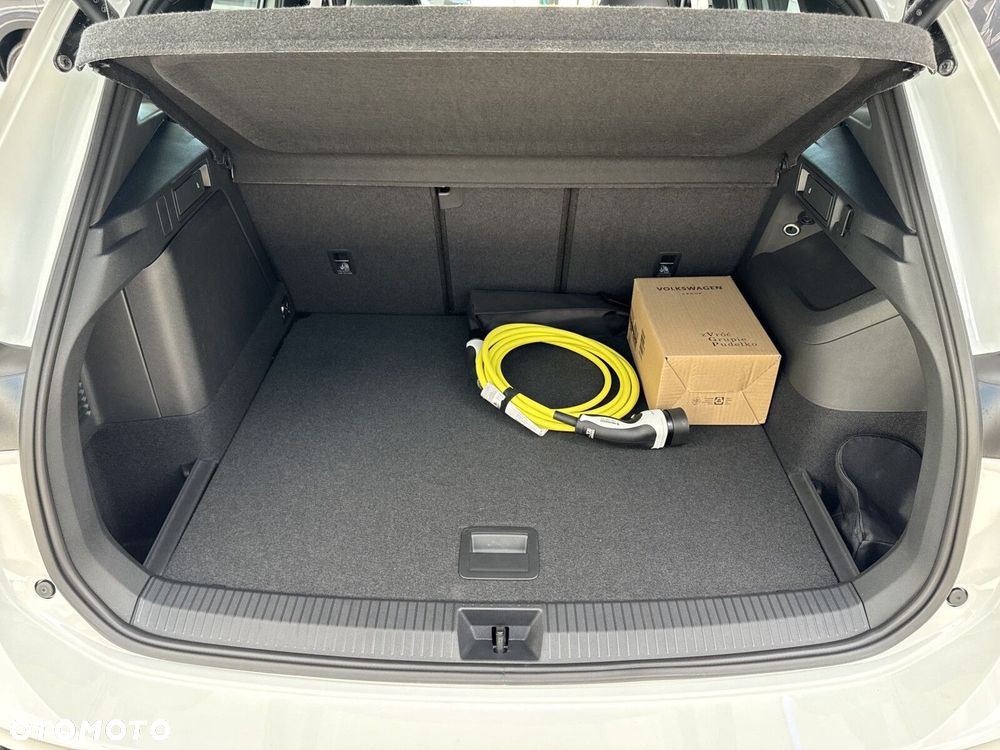 Volkswagen Tiguan - 18