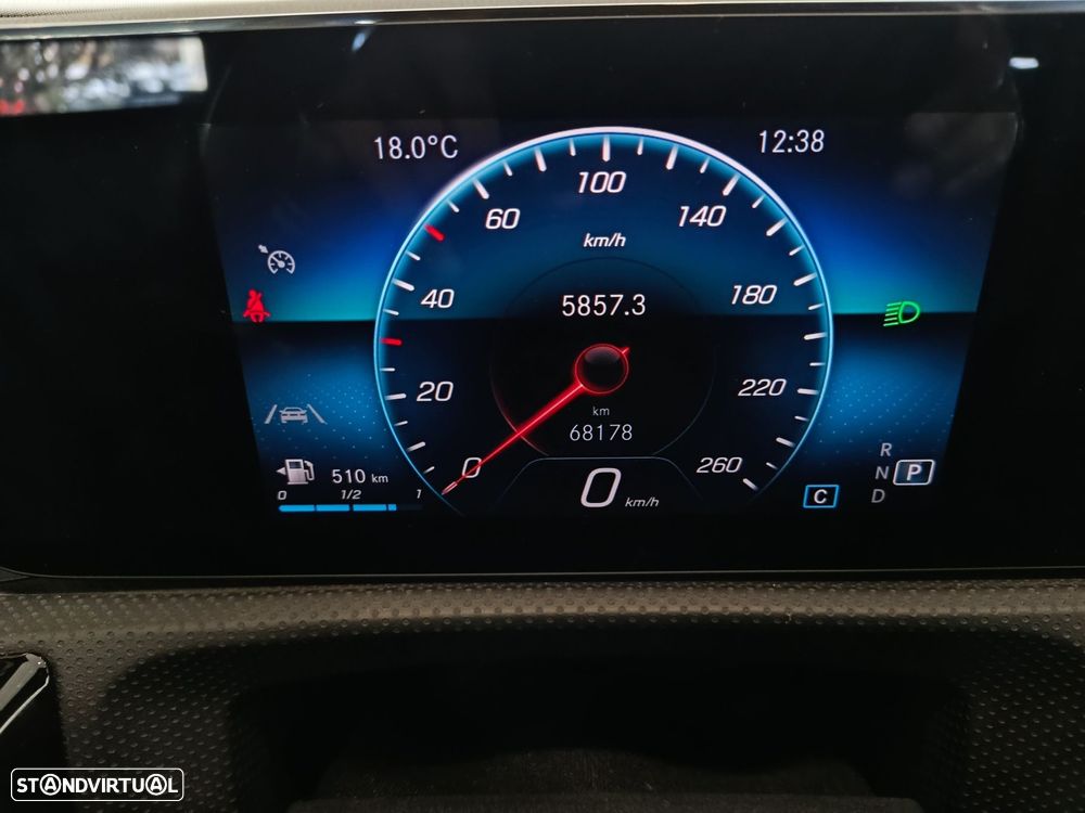 Mercedes-Benz CLA 180 d Shooting Brake Business Solutions Aut. - 24