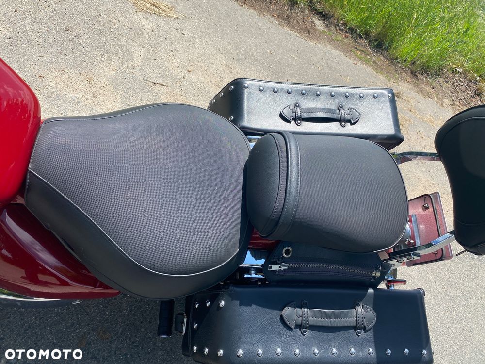 Suzuki Boulevard - 4
