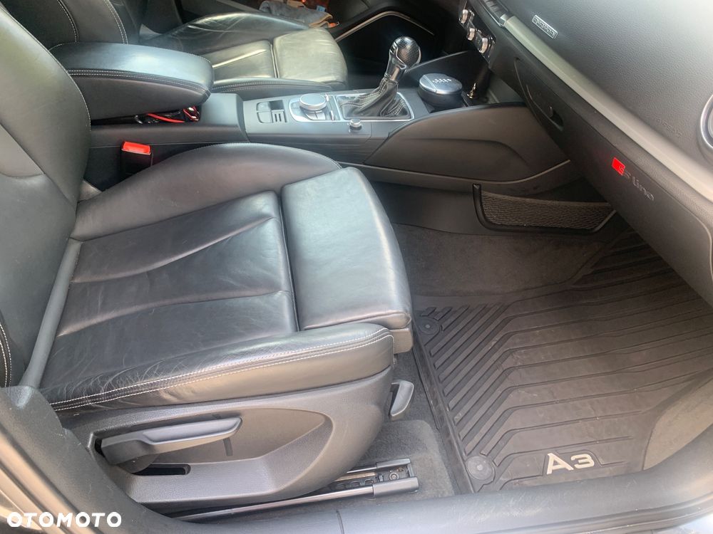 Audi A3 2.0 TDI (clean diesel) quattro S tronic S line Sportpaket - 2