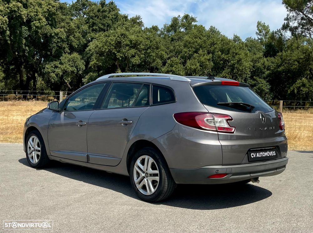Renault Mégane Sport Tourer 1.5 dCi Limited SS - 7