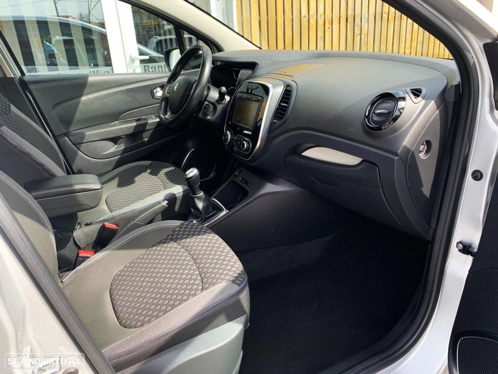 Renault Captur 1.5 dCi Exclusive - 10