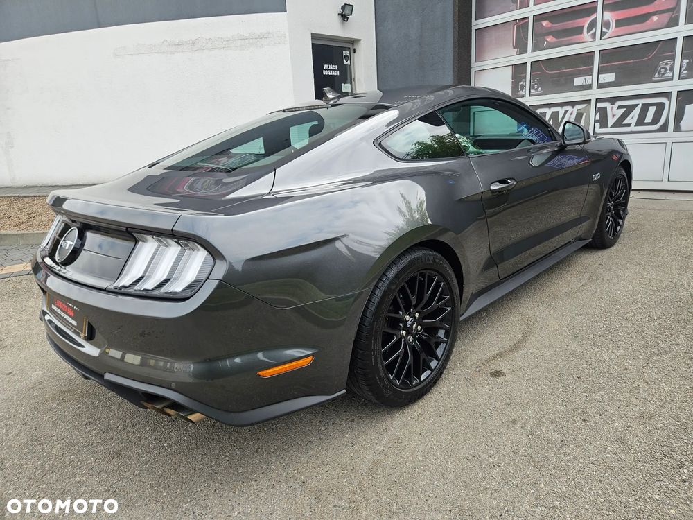 Ford Mustang - 13