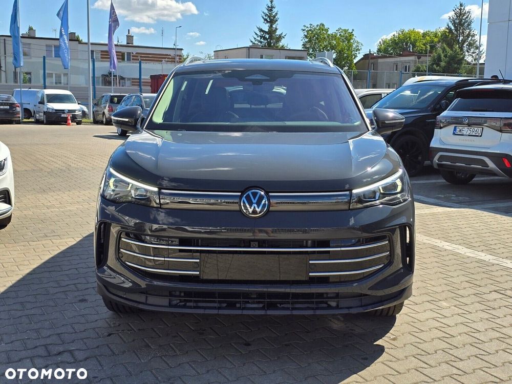 Volkswagen Tiguan - 4