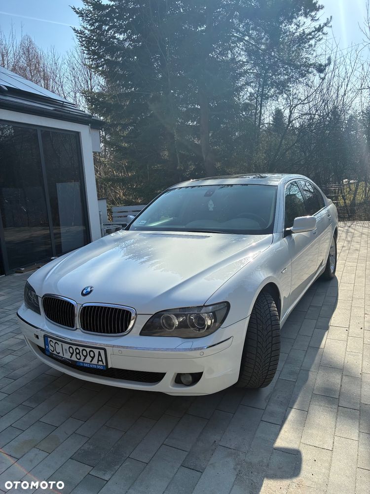 BMW Seria 7 740Li - 4