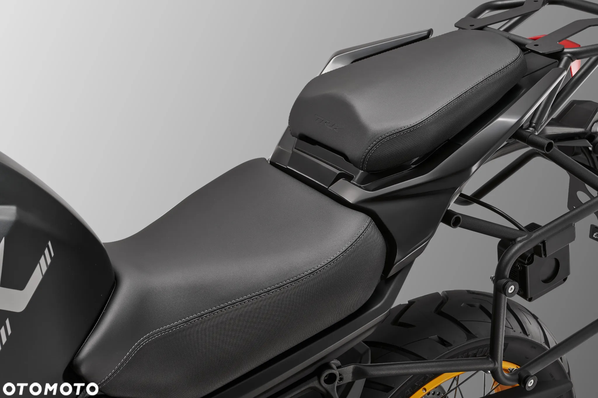 QJMOTOR 900 S