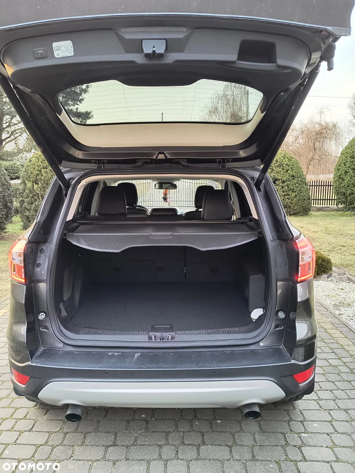 Ford Escape 2.0 EcoBoost AWD Titanium - 4
