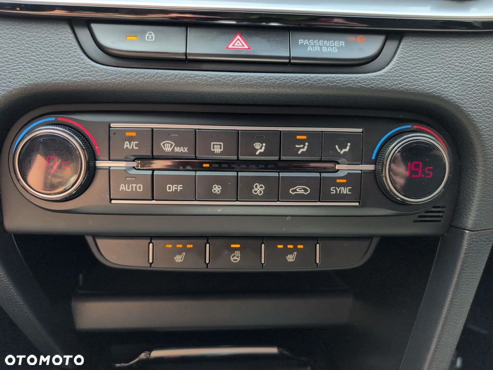 Kia Ceed 1.5 T-GDI Tribute - 33