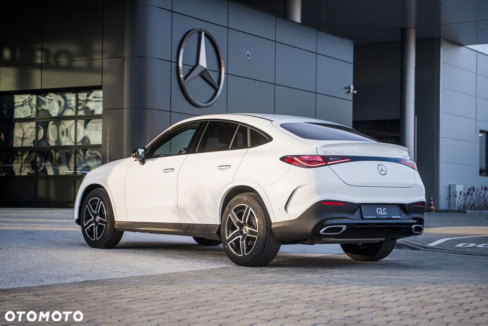 Mercedes-Benz GLC - 14