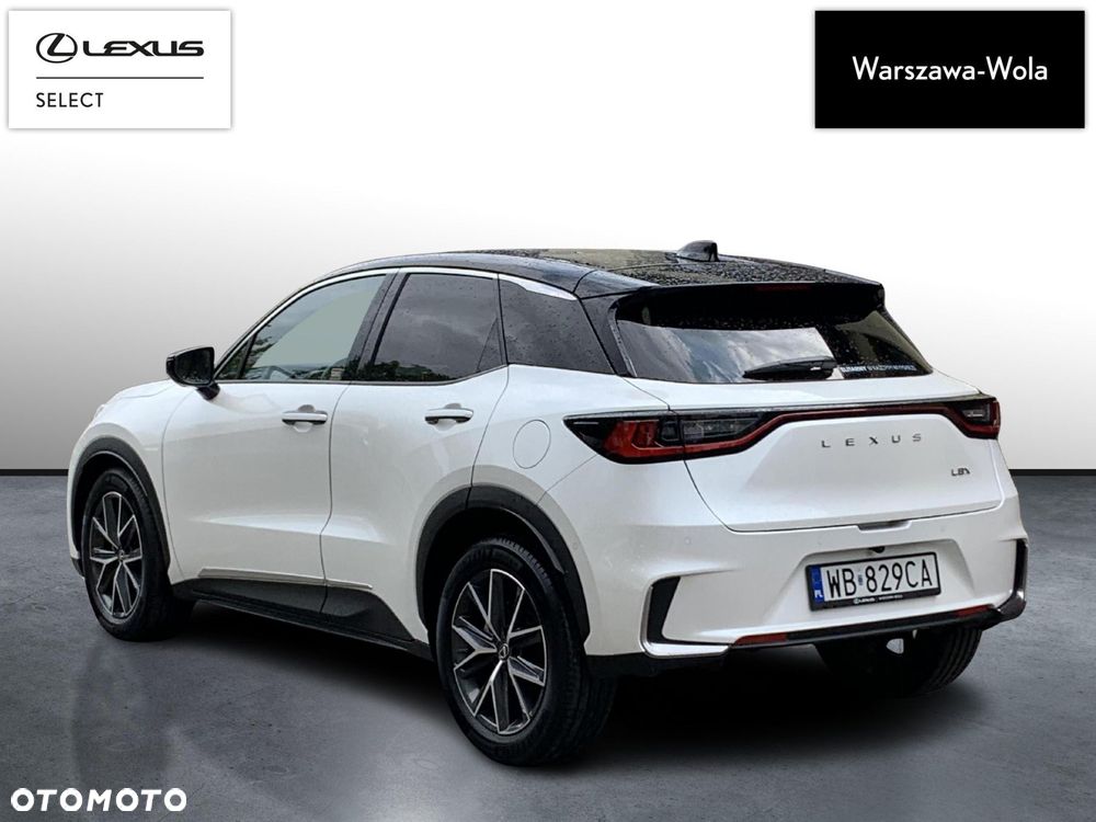 Lexus LBX 1.5 Hybrid Cool - 3