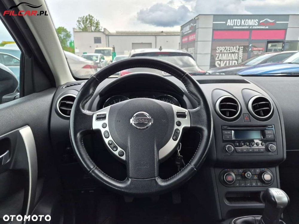 Nissan Qashqai - 12