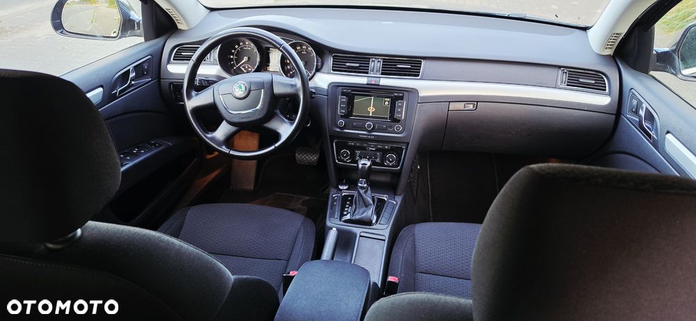 Skoda Superb 2.0 TDI Green tec DSG Exclusive - 6