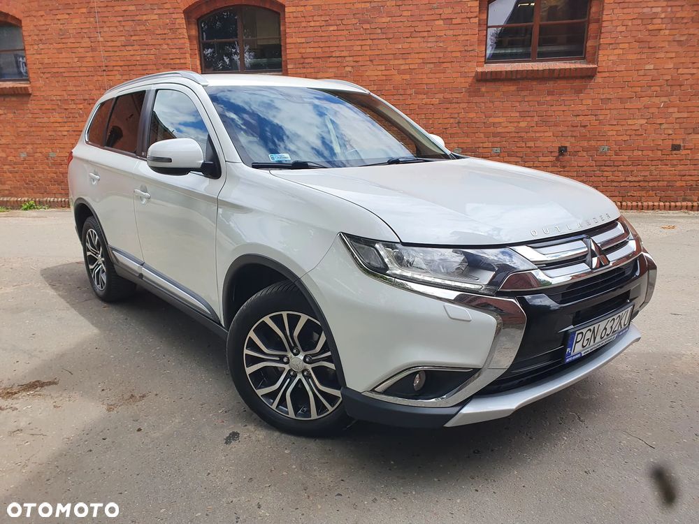Mitsubishi Outlander 2.2 DI-D 4WD Automatik Edition 100+ - 1
