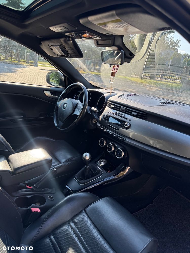 Alfa Romeo Giulietta 1.4 TB Distinctive - 23