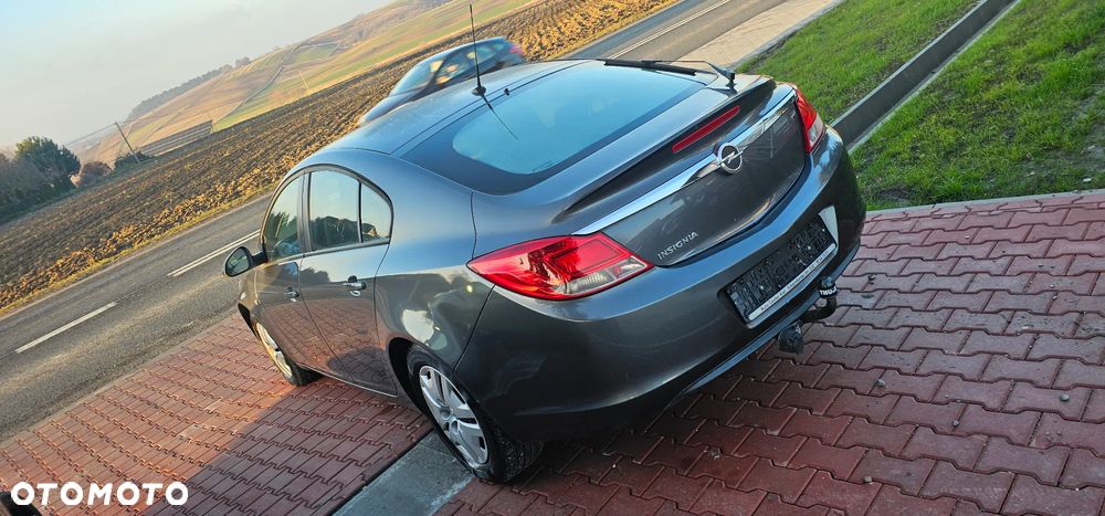 Opel Insignia - 8