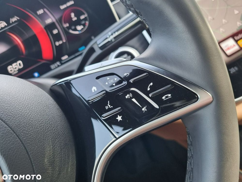 Mercedes-Benz Klasa E 220 d mHEV Exclusive 9G-Tronic - 15