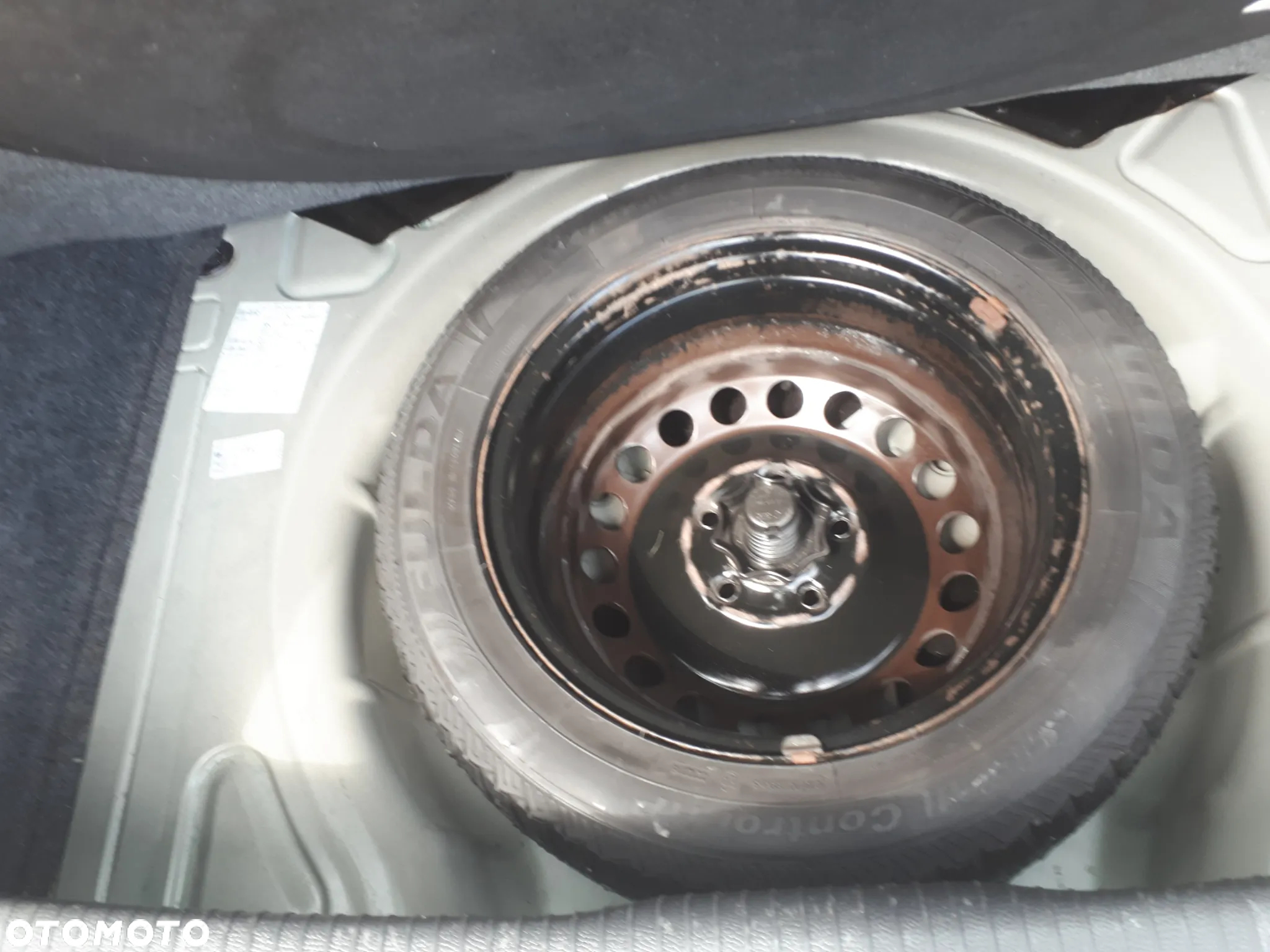 Volkswagen Golf - 14