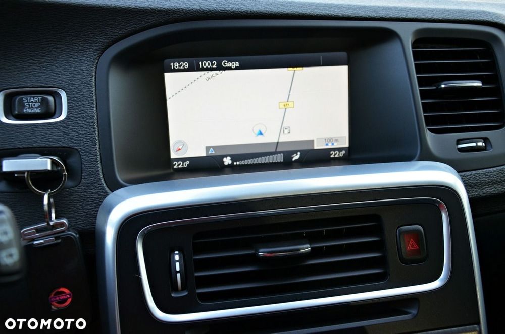 Volvo V60 D3 Summum - 40