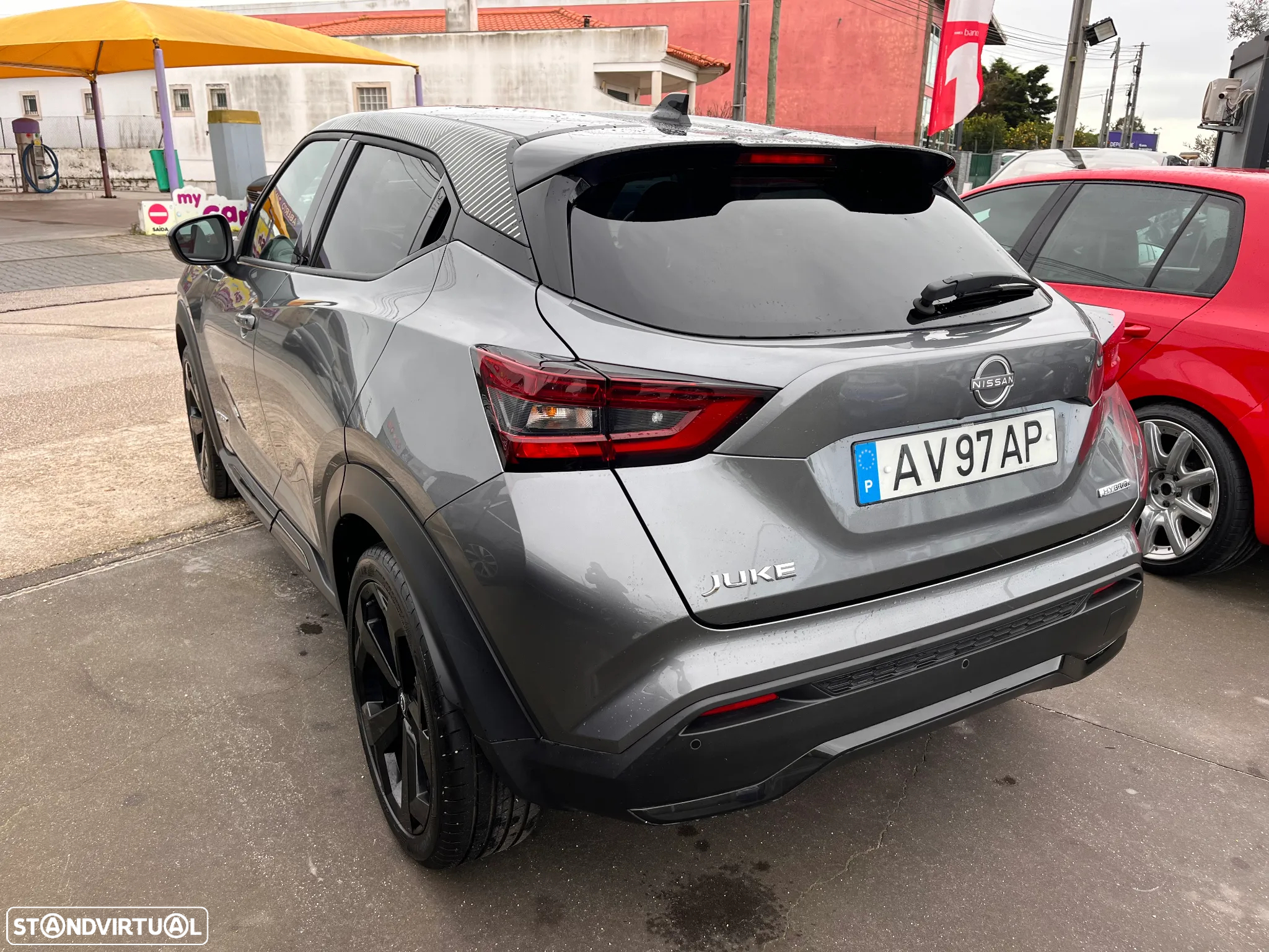 Nissan Juke 1.6 Hybrid N-Design Black - 4