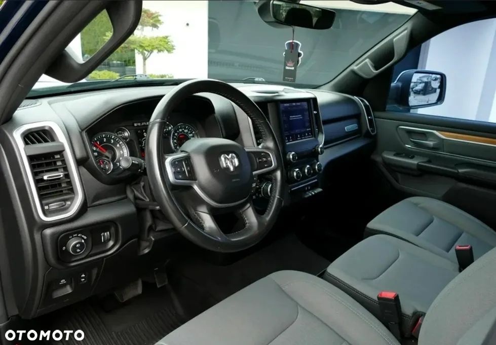 RAM 1500 5.7 Quad Cab Bighorn - 6