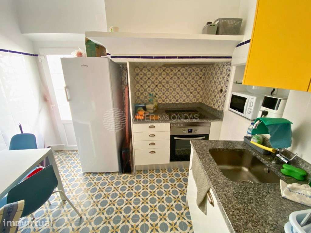 Investimento no Coração de Évora | Moradia T6 Duplex Remodelada - Grande imagem: 4/38