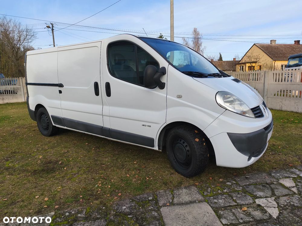 Renault TRAFIC - 1