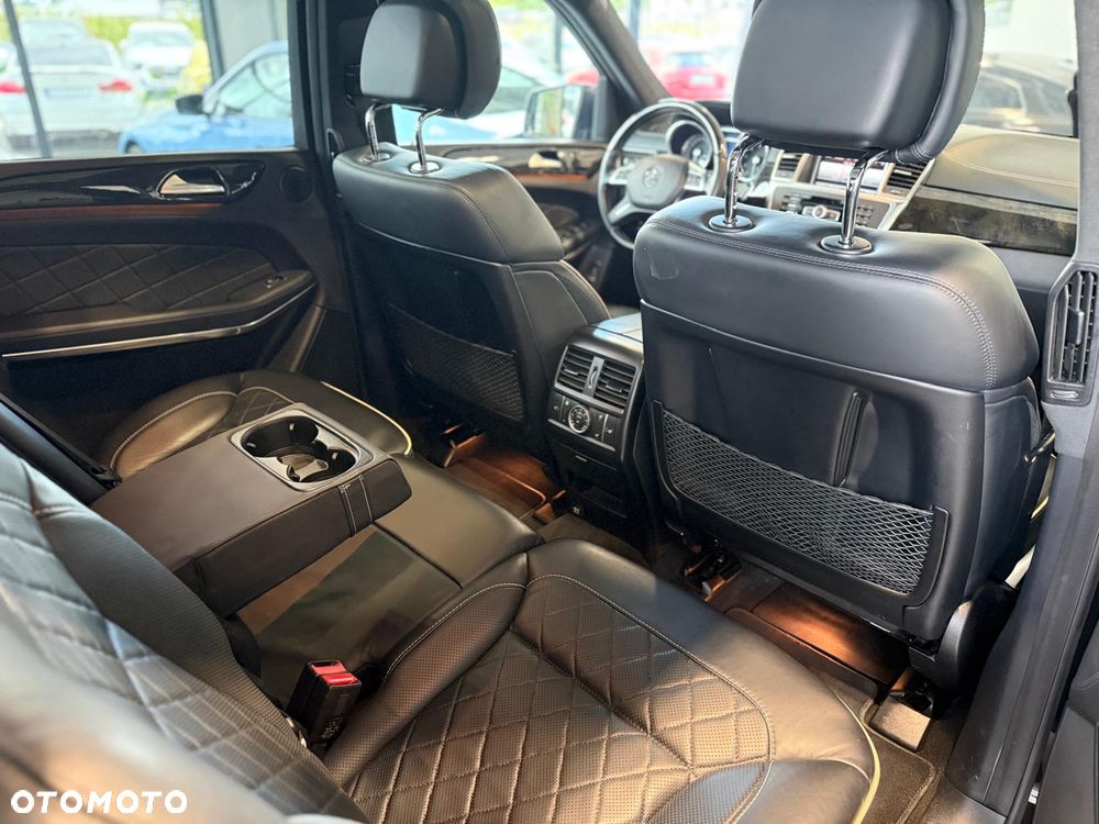 Mercedes-Benz GL 500 4-Matic - 10